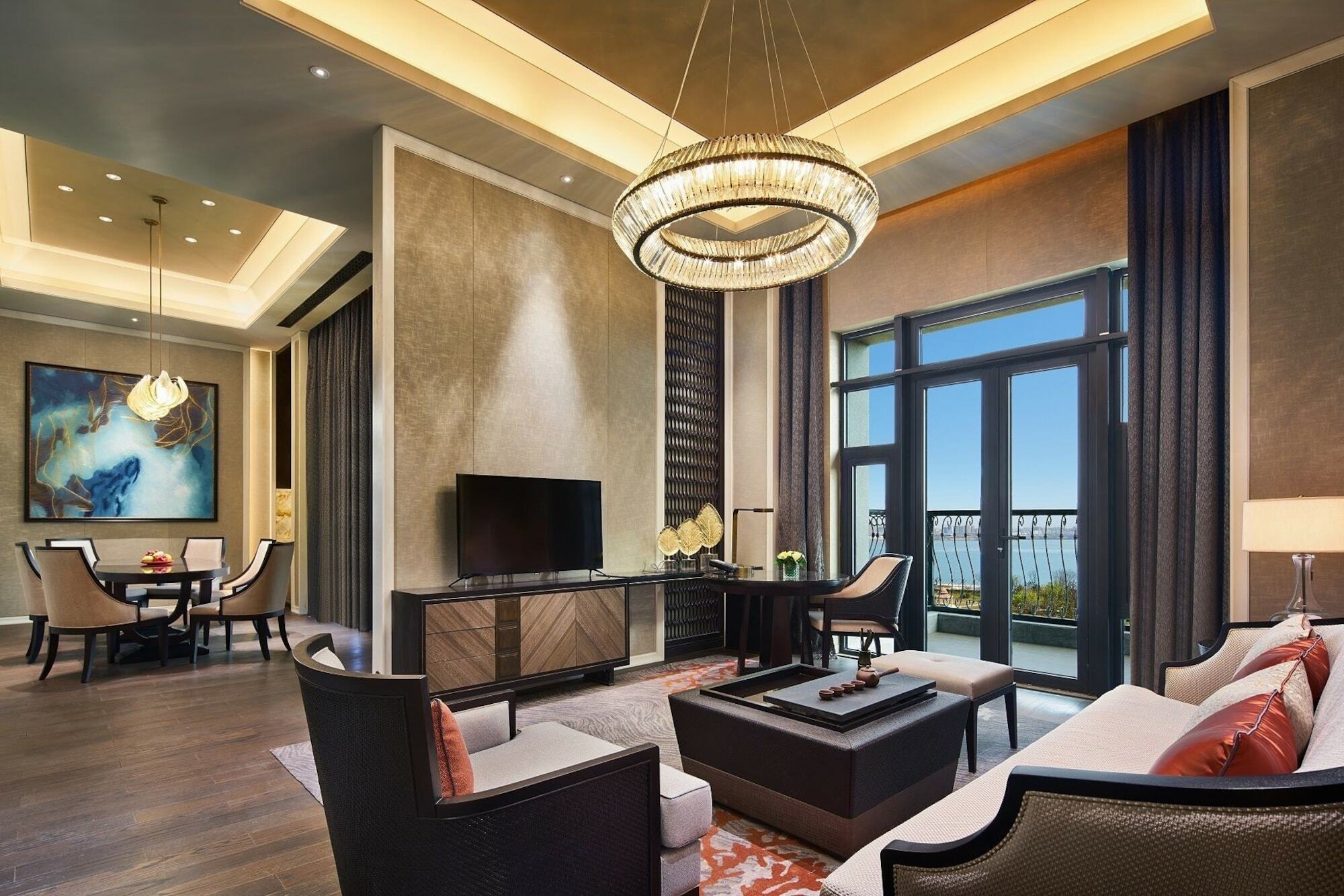 Wanda Realm Qingdao Movie Metropolis Hotel Bagian luar foto