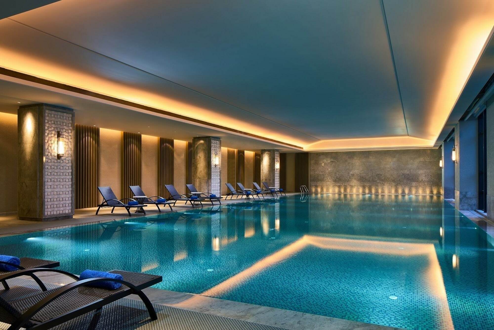 Wanda Realm Qingdao Movie Metropolis Hotel Bagian luar foto